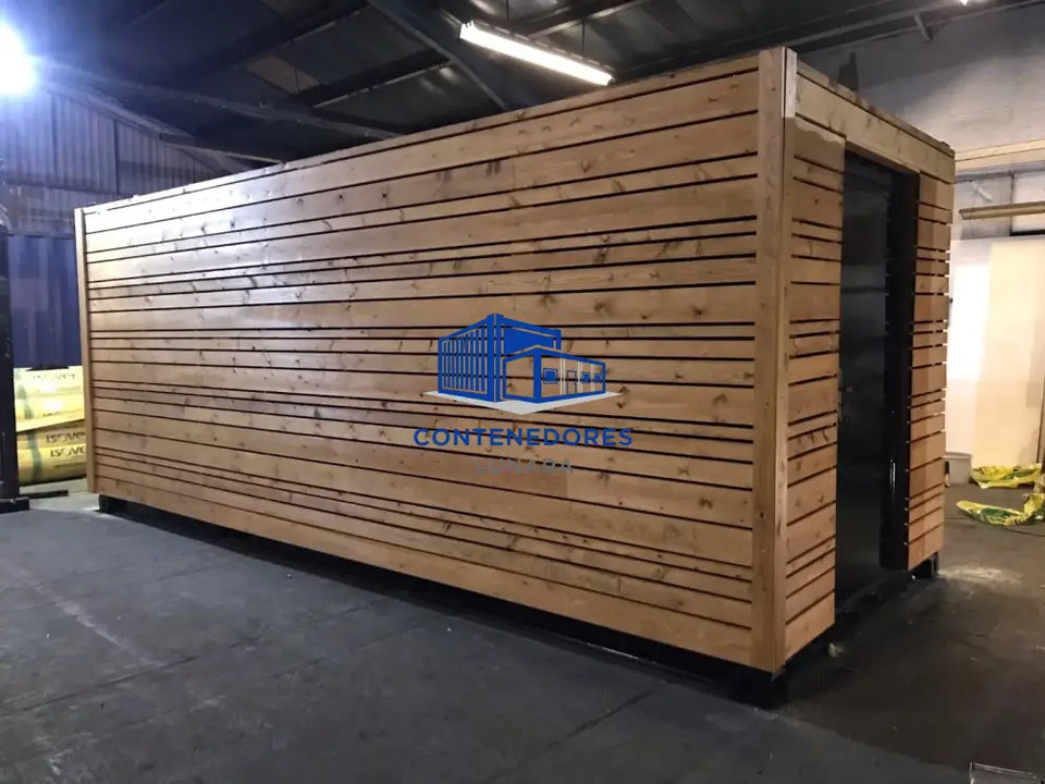 CONTENEDOR DE 20 PIES BAR / CAFETERIA CON REVESTIMIENTO DE MADERA