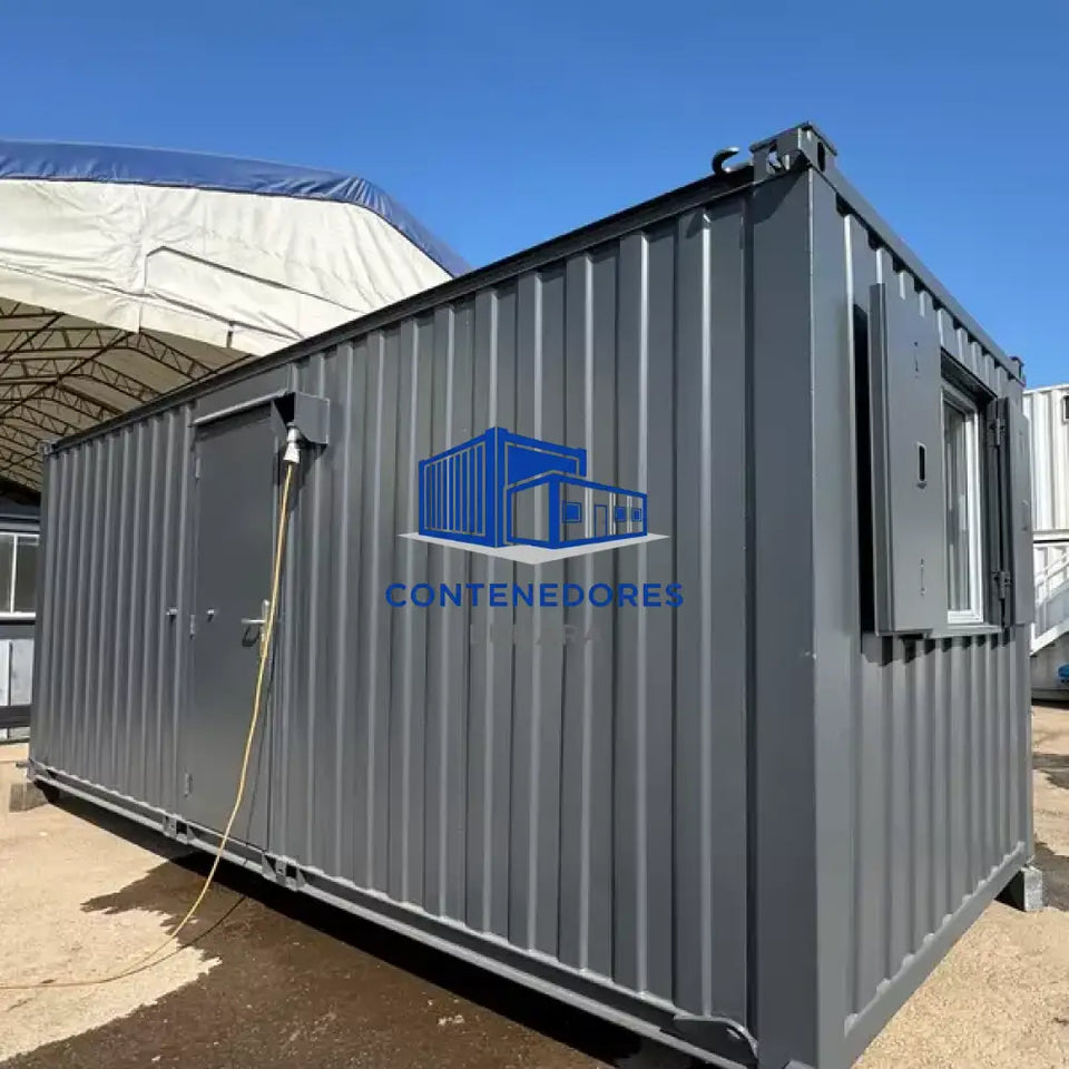CONTENEDOR DE OFICINA 2,4 x 6,4 M CON BANO Y COCINA
