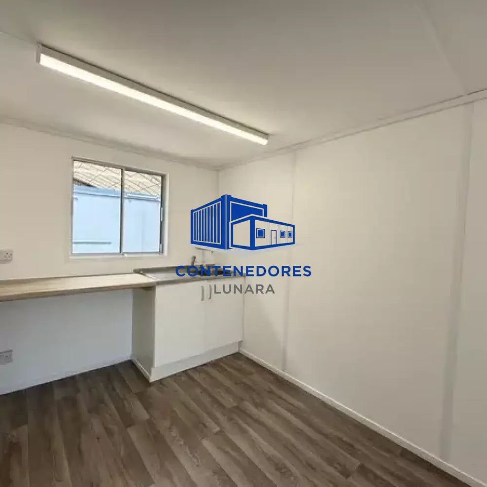 CONTENEDOR DE OFICINA 2,4 x 6,4 M CON BANO Y COCINA