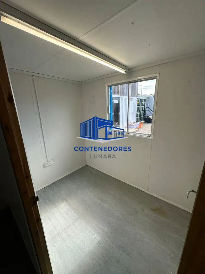 CONTENEDOR DE OFICINA 7,3 X 2,7 M