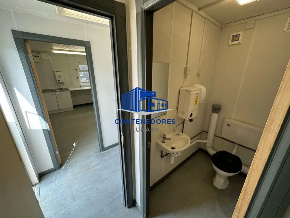 CONTENEDOR DE OFICINA 9,7 x 3 M CON SANITARIOS