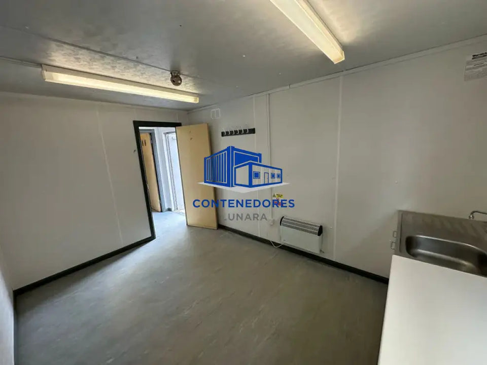 CONTENEDOR DE OFICINA 9,7 x 3 M CON SANITARIOS