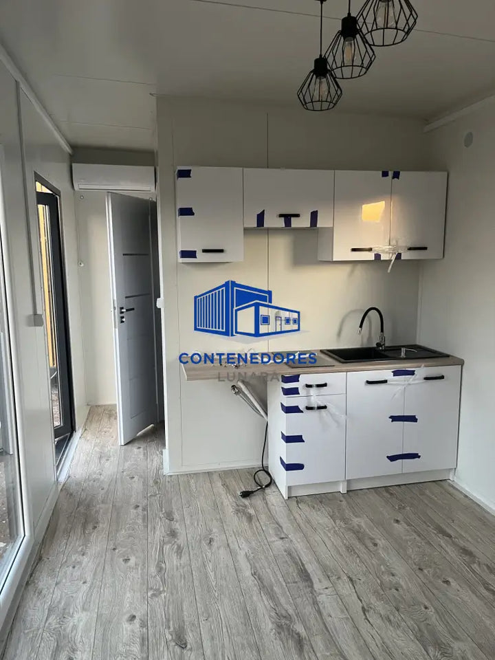 CONTENEDOR HABITABLE 8,0 X 3,0 M