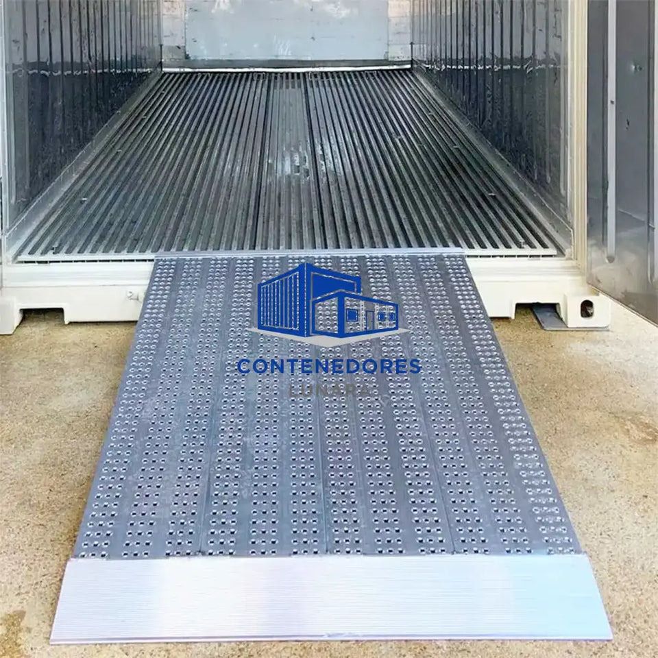 RAMPA DE ACCESO PARA CONTENEDORES REFRIGERADOS